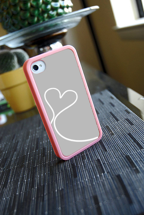 Grey And White Love Custom Insert With Pink Bumper For Iphone 4 And 4s